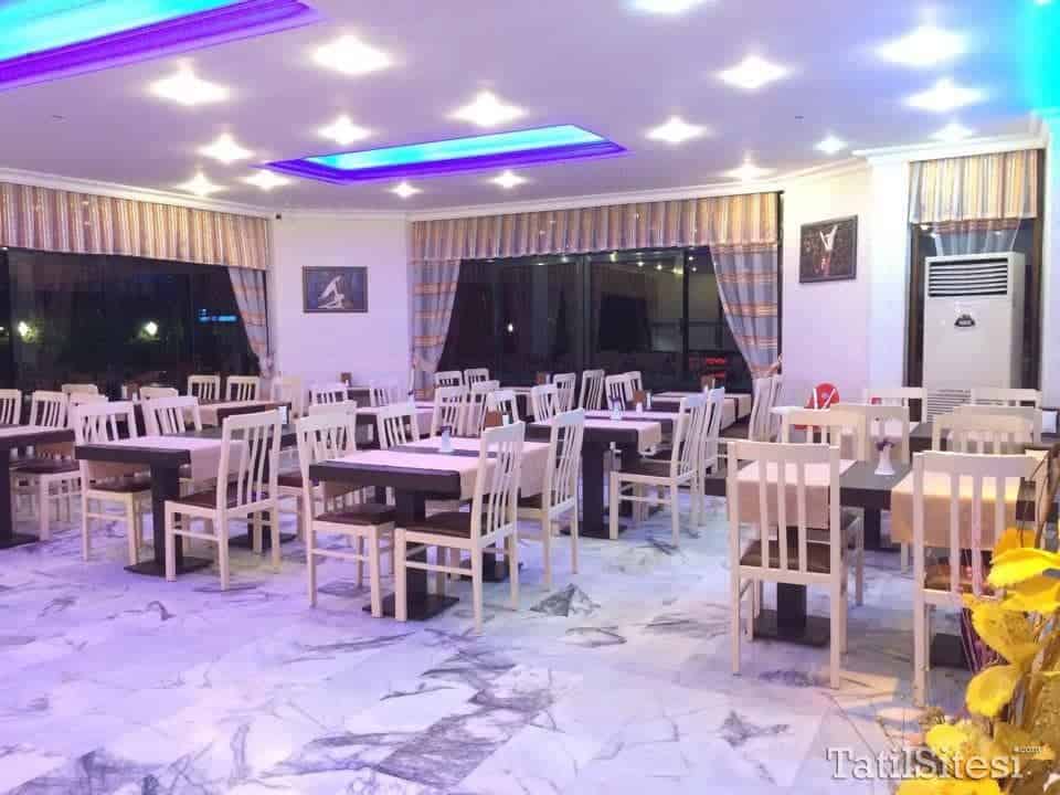 La Vella Hotel